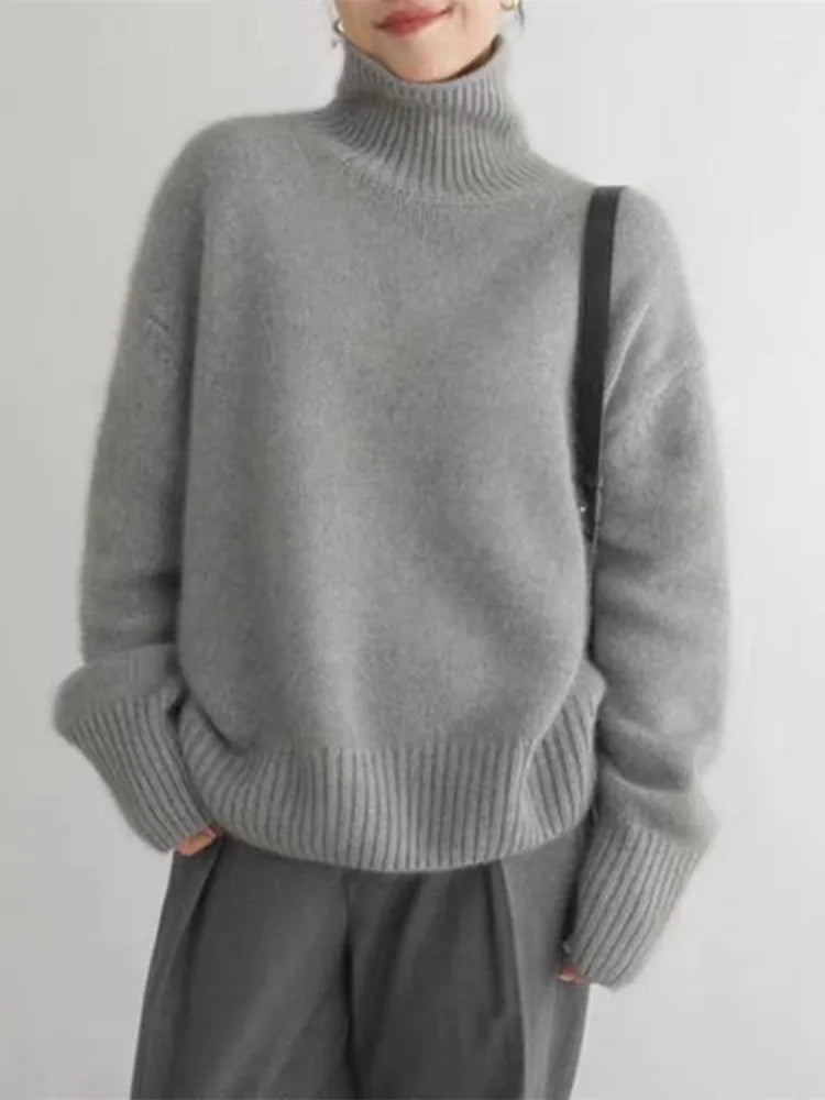 LIN™ | LUXURIOUS TURTLENECK SWEATER